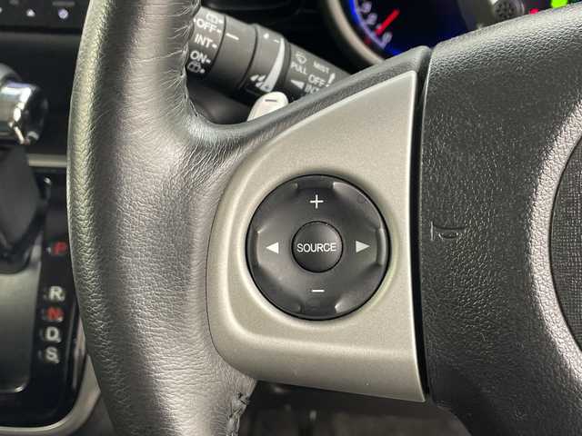 ホンダ Ｎ ＢＯＸ カスタム G ターボ Aパッケージ 兵庫県 2014(平26)年 9.2万km プレミアムホワイトパール ・純正8インチナビ/BT/CD/DVD/TV/USB/SD/・バックカメラ/・安心パッケージ/・シティブレーキアクティブシステム/・クルーズコントロール/・両側パワースライドドア/・横滑り防止装置/・ステアリングスイッチ/・パドルシフト/・前方ドライブレコーダー/・電動格納ミラー/・HIDヘッドライト/・フォグランプ/・純正16インチホイール/・スマートキー/・スペアキー/・取扱説明書/・保証書