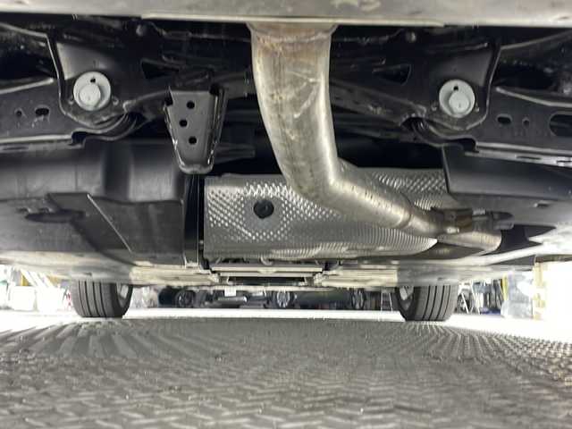 トヨタ プリウス Z 沖縄県 2024(令6)年 0.5万km 黄 禁煙車　/ワンオーナー　/純正１２．３インチナビ　/（フルセグＴＶ　Ｂｌｕｅｔｏｏｔｈ）　/全方位カメラ　/トヨタセーフティセンス/・PCS（プリクラッシュセーフティ）/・LDA（レーンディパーチャーアラート）/・AHB（オートマチックハイビーム）/BSM（ブラインドスポットモニター）　/PDA（プロアクティブドライビングアシスト）　/前後ドライブレコーダー　/ＥＴＣ２．０/レーダークルーズコントロール/レザーシート/メモリー付パワーシート/シートヒーター、エアシート/置くだけ充電/ステアリングヒーター