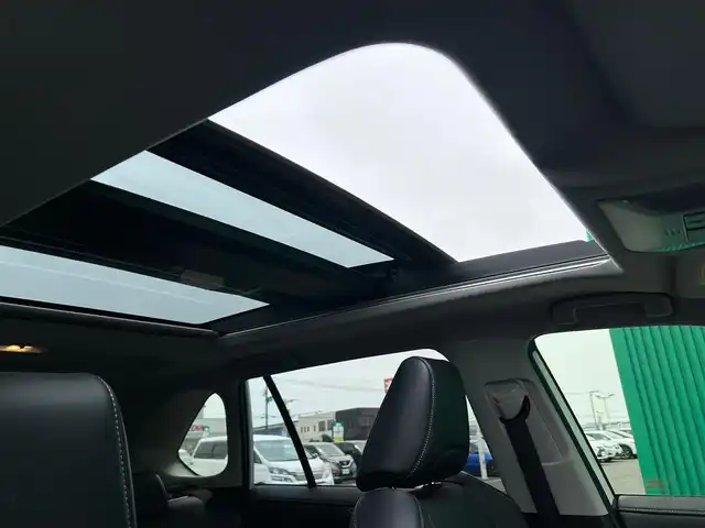 トヨタ ＲＡＶ４ ハイブリッドG 宮城県 2020(令2)年 4.6万km ホワイトパールクリスタルシャイン ワンオーナー　/純正９インチナビ　/・フルセグ/Bluetooth/HDMI/SD録画/CD/DVD/ボタン式TVキャンセラー付き/パノラマルーフ　/バックカメラ　/純正前後ドライブレコーダー　/ビルドインＥＴＣ　/トヨタセーフティセンス　/・プリクラッシュセーフティ/・レーントトレーシングアシストポート/・レーダークルーズコントロール/・オートマチックハイビーム/・ロードサインアシスト/インテリジェントクリアランスソナー/リアトラフィックオートブレーキ/ブラインドスポットモニター/ハンズフリーパワーバックドア　/ステアリングヒーター　/シートヒーター　/メモリ式パワーシート【運転席】/LEDヘッドライト/AC100V/スマートキー×２/保証書/取扱説明書/ナビ説明書