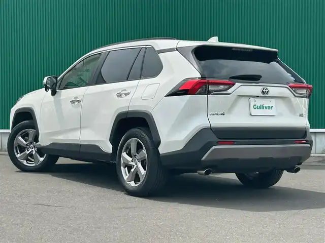 トヨタ ＲＡＶ４ ハイブリッドG 宮城県 2020(令2)年 4.6万km ホワイトパールクリスタルシャイン ワンオーナー　/純正９インチナビ　/・フルセグ/Bluetooth/HDMI/SD録画/CD/DVD/ボタン式TVキャンセラー付き/パノラマルーフ　/バックカメラ　/純正前後ドライブレコーダー　/ビルドインＥＴＣ　/トヨタセーフティセンス　/・プリクラッシュセーフティ/・レーントトレーシングアシストポート/・レーダークルーズコントロール/・オートマチックハイビーム/・ロードサインアシスト/インテリジェントクリアランスソナー/リアトラフィックオートブレーキ/ブラインドスポットモニター/ハンズフリーパワーバックドア　/ステアリングヒーター　/シートヒーター　/メモリ式パワーシート【運転席】/LEDヘッドライト/AC100V/スマートキー×２/保証書/取扱説明書/ナビ説明書