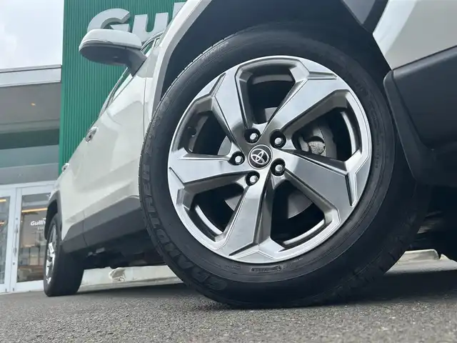 トヨタ ＲＡＶ４ ハイブリッドG 宮城県 2020(令2)年 4.6万km ホワイトパールクリスタルシャイン ワンオーナー　/純正９インチナビ　/・フルセグ/Bluetooth/HDMI/SD録画/CD/DVD/ボタン式TVキャンセラー付き/パノラマルーフ　/バックカメラ　/純正前後ドライブレコーダー　/ビルドインＥＴＣ　/トヨタセーフティセンス　/・プリクラッシュセーフティ/・レーントトレーシングアシストポート/・レーダークルーズコントロール/・オートマチックハイビーム/・ロードサインアシスト/インテリジェントクリアランスソナー/リアトラフィックオートブレーキ/ブラインドスポットモニター/ハンズフリーパワーバックドア　/ステアリングヒーター　/シートヒーター　/メモリ式パワーシート【運転席】/LEDヘッドライト/AC100V/スマートキー×２/保証書/取扱説明書/ナビ説明書