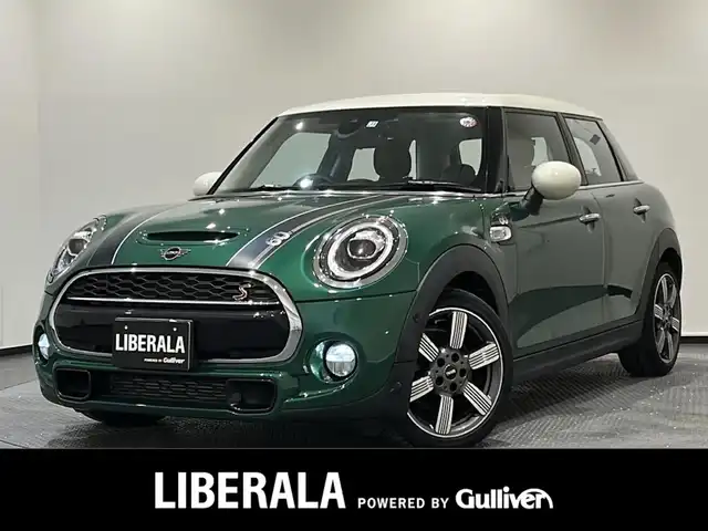 ＭＩＮＩ ミニ クーパー S 60イヤーズED 新潟県 2019(令1)年 1.7万km ブリティッシュレーシンググリーン 限定車”60イヤーズエディション”/-ボンネット・ストライプ/-サイド・スカットル/-ドア・シル・プレート/-インテリア・サーフェス/-ロゴ・プロジェクション/-17インチアロイ・ホイール/-ペッパー・ホワイト・ルーフ & ミラー・キャップ/-シート・ヒーター（フロント／左右）/-MINI Yours レザー　ラウンジ　ダーク・マロン/-MINI Yours スポーツ・レザー・ステアリング/-CAMERA & PARKING ASSIST パッケージ/-PEPPER パッケージ/-LED LIGHT パッケージ/-オンボード・コンピューター/-クルーズ・コントロール/-MINI ドライビング・モード/-スポーツAT（パドル・シフト付）/純正HDDナビ/ETC/インテリジェントセーフティ/LEDヘッドライト/アイドリングストップ