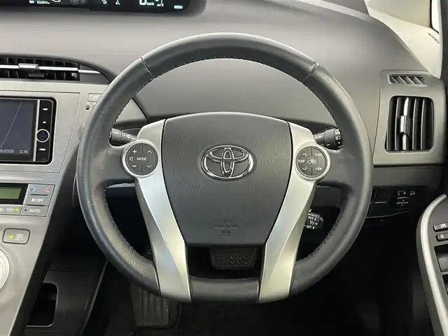 トヨタ プリウス G 埼玉県 2014(平26)年 3.4万km ボルドーマイカメタリック 純正ナビ　バックカメラ　ビルトインＥＴＣ　ドラレコ　パワーシート　クルーズコントロール　純正フロアマット　ＬＥＤヘドライト　スマートキー　オートライト　ＣＤ　ＤＶＤ　Ｂｌｕｅｔｏｏｔｈ　地デジＴＶ