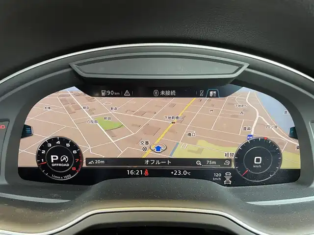 アウディ Ｑ７ 3．0TFSI クワトロ 愛知県 2018(平30)年 3.3万km ベージュ Ｓｌｉｎｅ　/サンルーフ　/黒革シート　/シートヒーター　/純正ナビ　/フルセグＴＶ　/３６０カメラ　/アダプティブエアサス　/ＡＣＣ　/ブラインドスポット　/レーンキープ　/７シーターパッケージ　/純正１８インチアルミ　/パドルシフト　/シートメモリ　