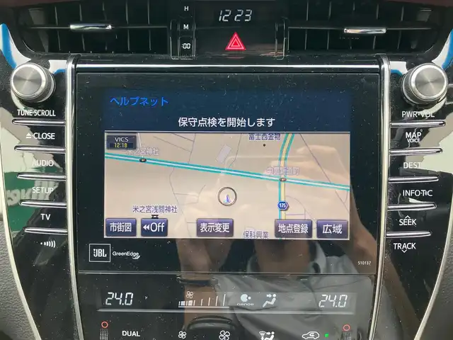 トヨタ ハリアー プレミアム アドバンスドP 静岡県 2016(平28)年 6.1万km ブラック エンジンスタートボタン/スマートキー/スペアキー１本/アイドリングストップ/パワーステアリング/パワーウィンドウ/MTモード付AT/オートエアコン/クルーズコントロール/保証書/取扱説明書/USB入力端子/純正ETC/純正メモリナビ（CD.DVD.BT.フルセグ）/純正フロアマット/純正アルミホイール/全方位カメラ/電動リアゲート/D席パワーシート/ABS/横滑り防止装置/コーナーセンサー前後/レーンキープアシスト/オートライト/オートマチックハイビーム/LEDライト/W+サイドエアバック/衝突軽減システム/JBL