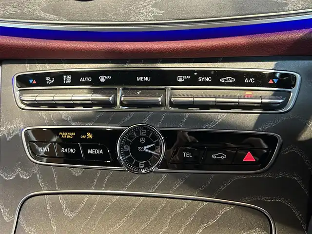 メルセデス・ベンツ ＣＬＳ４５０ 4マチック スポーツ 宮城県 2018(平30)年 7.2万km イリジウムシルバー ワンオーナー/エクスクルーシブパッケージ/レーダーセーフティパッケージ/ガラススライディングルーフ/Burmesterサウンドシステム/ヘッドアップディスプレイ/COMANDシステムナビゲーションシステム/フルセグTV/360°カメラシステム/ベンガルレッド/ブラックナッパレザーシート/シートベンチレーション/シートヒーター/メモリ機能付きパワーシート /マルチビームLEDヘッドライト/オートマチックハイビーム/キーレスゴー /パワートランクリッド/19インチAW