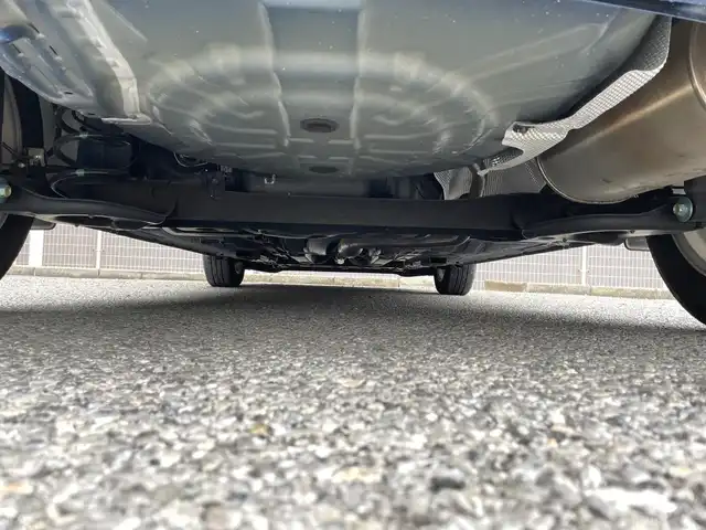 日産 ノート e－パワー メダリスト 千葉県 2019(令1)年 0.8万km シャイニングブルー 純正SDナビ/ (フルセグTV/CD/DVD/SD/AUX/Bluetooth)/アラウンドビューモニター/ドライブレコーダー (DRV-830)/ETC/クルーズコントロール/インテリジェントエマージェンシーブレーキ/インテリジェントルームミラー/前後コーナーセンサー/オートライト/LEDヘッドライト/フォグランプ/ウィンカー付き電動格納ミラー/ドアバイザー/プッシュエンジンスタート/スマートキー/純正フロアマット/純正15インチアルミホイール