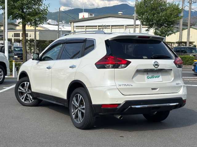日産 エクストレイル 20Xi 長野県 2019(令1)年 6.8万km ブリリアントホワイトパール プロパイロット/純正10インチSDナビ/（MM519D-L）/FM・AM・DVD・CD・フルセグTV・Blu-ray/Bluetooth Audio/全方位・バックカメラ/純正ドライブレコーダー（DJ4-D）/純正18インチアルミホイール/ダウンヒルコントロール/前後コーナーセンサー/全席シートヒーター/衝突軽減ブレーキ/純正フロアマット/LEDヘッドライト/パワーバックドア/電動パーキング/プッシュスタート/オートホールド/ルーフレール/スマートキー/オートライト/スペア1本/ETC