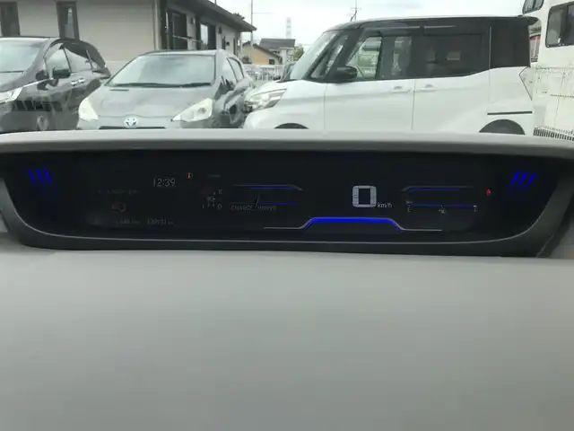 ホンダ フリード ハイブリット G ホンダセンシング 栃木県 2019(令1)年 14万km ホワイトオーキッドパール 株)IDOMが運営する【じしゃロン小山店】の自社ローン専用車両になります。こちらは現金またはオートローンご利用時の価格です。自社ローンご希望の方は別途その旨お申付け下さい//純正フルセグナビ/（CD/DVD/AM/FMラジオ）/(Bluetooth)/スマートキー/プッシュスタート/バックカメラ/クルーズコントロール/衝突軽減システム/レーンキープアシスト/ＥＴＣ/ステアリングリモコン/電動格納ドアミラー/パワーウインドウ/防眩ミラー/オートライト