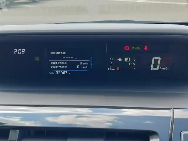 トヨタ プリウス α S ツーリングセレ GRスポーツ 東京都 2018(平30)年 3.2万km ホワイトパールクリスタルシャイン 社外9インチナビ/フルセグ/バックカメラ/ビルトインETC/ハーフレザーシート/純正18インチAW/スマートキー/フォグ/ステアリングスイッチ/ウィンカーミラー