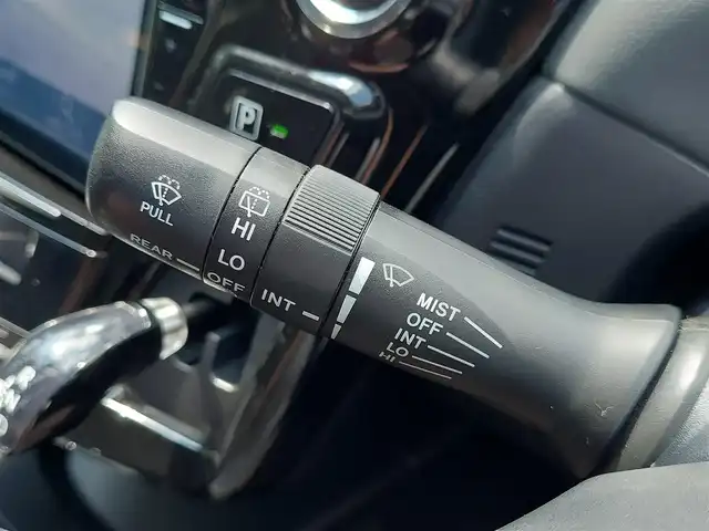 トヨタ プリウス α S ツーリングセレ GRスポーツ 東京都 2018(平30)年 3.2万km ホワイトパールクリスタルシャイン 社外9インチナビ/フルセグ/バックカメラ/ビルトインETC/ハーフレザーシート/純正18インチAW/スマートキー/フォグ/ステアリングスイッチ/ウィンカーミラー