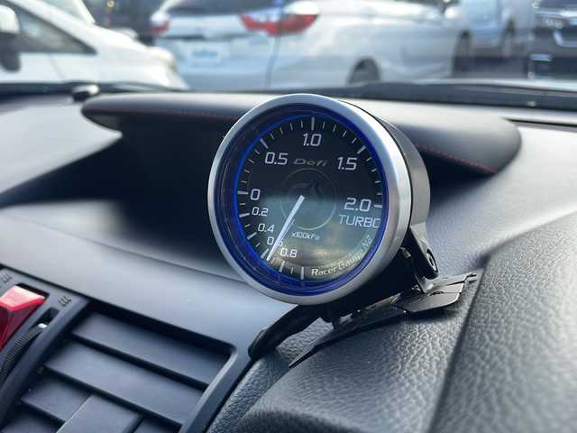 スバル ＷＲＸ Ｓ４ STIスポーツアイサイト 青森県 2018(平30)年 7.2万km クリスタルホワイトP 4WD/STiパフォーマンスパッケージ/アイサイトセイフティプラス/純正8インチナビ・フルセグTV/CD・DVD・Bluetooth/フロント・サイド・バックカメラ/前席合皮コンビレカロシート/前席パワーシート・ヒーター/プリクラッシュブレーキ/追従クルーズコントロール/ツーリングアシスト/リアビークルディテクション/ハイビームアシスト/純正エンジンスターター/前後ドライブレコーダー/ビルトインETC2.0/STiエアロ/STiマフラー/STiフレキシブルドロースティフナーフロント/STiサポートサブフレームリア/STiタワーバーフロント/GT-S用18インチアルミ/クスコ車高調/R6.5.4.3.2.1年記録簿有/スペアキー有/保証書・取説書完備
