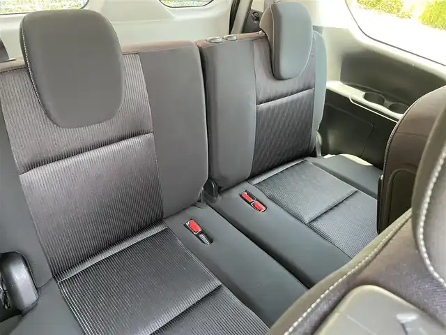 日産 セレナ e－パワー ハイウェイスター V 東京都 2019(令1)年 2.3万km カシミヤグレージュ 純正11型ナビ/アラウンドビューモニター/天吊モニター/デジタルミラー/エマージェンシーブレーキ/車線逸脱警報/ソナー/プロパイロット/ハンズフリーオートスライドドア/ＥＴＣ/ドライブレコーダー