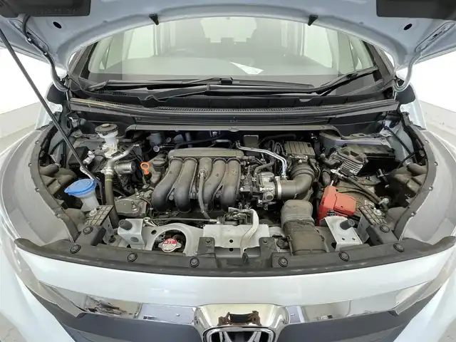 ホンダ フリード＋ クロスター 滋賀県 2023(令5)年 2万km プラチナホワイトパール 禁煙車/純正ナビ/CD/Bluetooth/FM/AM/SD/ipod/USB/バックカメラ/両側パワースライドドア/衝突軽減ブレーキ/アダプティブ・クルーズ・コントロール/車線維持支援システム/ETC/ハーフレザーシート/D/N席シートヒーター /前後ドライブレコーダー/LEDヘッドライト/オートライト/アイドリングストップ/ドアバイザー/プッシュスタート /スマートキー/電格ミラー