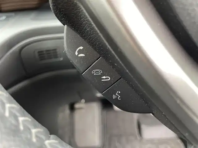 ホンダ フリード＋ クロスター 滋賀県 2023(令5)年 2万km プラチナホワイトパール 禁煙車/純正ナビ/CD/Bluetooth/FM/AM/SD/ipod/USB/バックカメラ/両側パワースライドドア/衝突軽減ブレーキ/アダプティブ・クルーズ・コントロール/車線維持支援システム/ETC/ハーフレザーシート/D/N席シートヒーター /前後ドライブレコーダー/LEDヘッドライト/オートライト/アイドリングストップ/ドアバイザー/プッシュスタート /スマートキー/電格ミラー