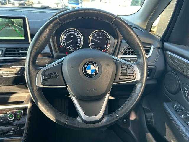 ＢＭＷ ２１８ｄ アクティブツアラー ラグジュアリー 埼玉県 2018(平30)年 6.4万km パール 後期型/パーキングサポートＰ/コンフォートＰ/黒革/パワーシート/シートヒーター/パワーバックドア/純正HDDナビ/(Bluetooth/USB)/バックカメラ/ＬＥＤヘッドライト
