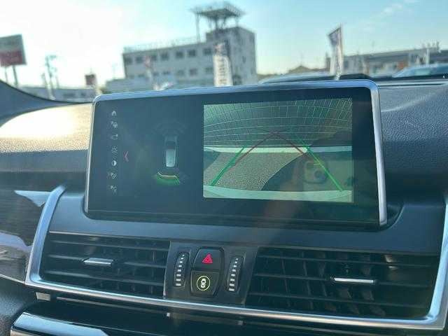 ＢＭＷ ２１８ｄ アクティブツアラー ラグジュアリー 埼玉県 2018(平30)年 6.4万km パール 後期型/パーキングサポートＰ/コンフォートＰ/黒革/パワーシート/シートヒーター/パワーバックドア/純正HDDナビ/(Bluetooth/USB)/バックカメラ/ＬＥＤヘッドライト