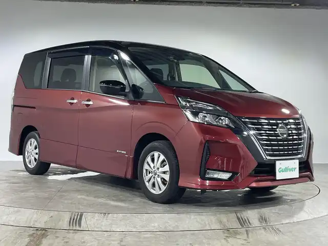日産 セレナ ハイウェイスター 福岡県 2020(令2)年 3万km マルーンレッド 2トーン ・純正ナビ　/・前ドラレコ　/・社外フリップダウンモニター　/・クルコン　/・横滑り防止　/・前後コーナーセンサー　/・エマージェンシーブレーキ　/・ハンズフリーオートスライド　/・片側パワスラ　/・バックカメラ　/・オートライト/・純正フロアマット/・純正15インチアルミ/・電格ミラー