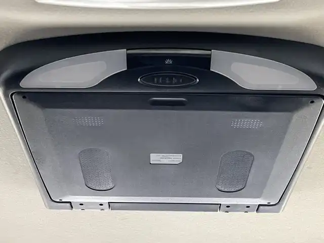 日産 セレナ ハイウェイスター 福岡県 2020(令2)年 3万km マルーンレッド 2トーン ・純正ナビ　/・前ドラレコ　/・社外フリップダウンモニター　/・クルコン　/・横滑り防止　/・前後コーナーセンサー　/・エマージェンシーブレーキ　/・ハンズフリーオートスライド　/・片側パワスラ　/・バックカメラ　/・オートライト/・純正フロアマット/・純正15インチアルミ/・電格ミラー