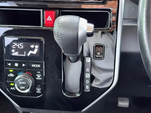 トヨタ タンク カスタムG－T 宮城県 2018(平30)年 2.4万km プラムブラウンパールクリスタルシャイン コンフォートパッケージ/・シートヒーター（運転席/助手席）/・シートバックテーブル（運転席/助手席）/＝＝＝/スマートアシスト2/・衝突回避支援ブレーキ機能/・衝突警報機能（対車両/歩行者）/・車線逸脱警報機能/・誤発進抑制制御機能/・先行車発進お知らせ機能/純正9インチナビ（NSZT-Y68T）/・CD/DVD/・Bluetooth/・フルセグTV/バックカメラ/ビルトインETC2.0/ドライブレコーダー/両側パワースライドドア/革巻きステアリング/クルーズコントロール/ステアリングスイッチ/LEDヘッドランプ/フォグランプ/オートライト/スマートキー＆プッシュスタート/電動格納ミラー/純正15インチAW/純正フロアマット/純正ドアバイザー/Wエアバッグ