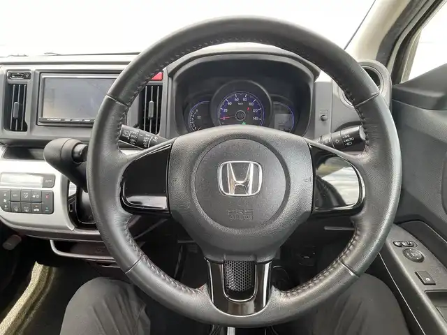 ホンダ Ｎ ＷＧＮ カスタム G 千葉県 2015(平27)年 5.6万km プレミアムホワイトパールⅡ 社外７インチＳＤナビ/ＣＤ/純正１４インチアルミホイール/電動格納ミラー/ＨＩＤヘッドライト/オートライト/フォグランプ/プッシュスタート/スマートキー/純正フロアマット