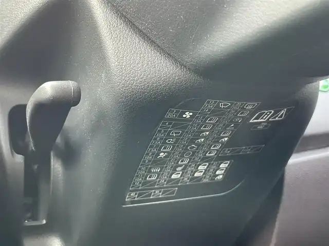ホンダ Ｎ ＷＧＮ カスタム G 千葉県 2015(平27)年 5.6万km プレミアムホワイトパールⅡ 社外７インチＳＤナビ/ＣＤ/純正１４インチアルミホイール/電動格納ミラー/ＨＩＤヘッドライト/オートライト/フォグランプ/プッシュスタート/スマートキー/純正フロアマット