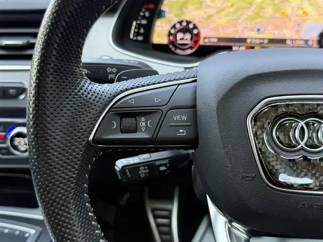 アウディ Ｑ７ 55TFSIクワトロアダプティブエアサスペンション 静岡県 2019(平31)年 4.8万km パール エアサスペンション/パノラマサンルーフ/レザーシート/バーチャルコックピット/BSM/電動リアゲート/純正ナビ/(CD/DVD/Bluetooth/フルセグ)/360°カメラ/アダプティブクルーズコントロール/レーンキープアシスト/パーキングアシスト/ダウンヒルアシストコントロール/メモリー付パワーシート/シートヒーター/アドバンストキー/ETC2.0/ドライブレコーダー/純正フロアマット/純正21インチアルミホイール/3列シート/保証書/取説