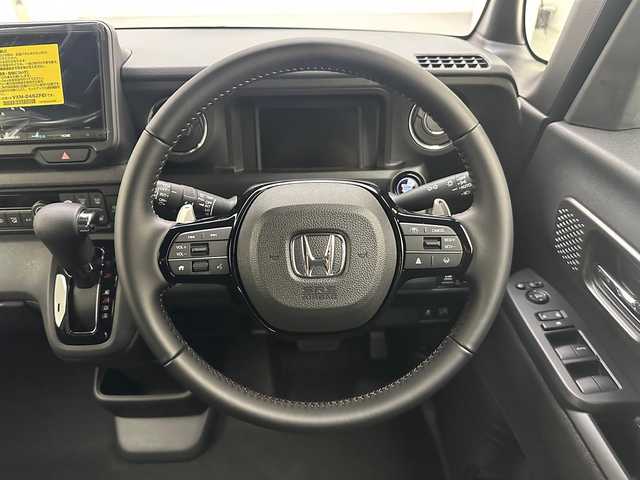 ホンダ Ｎ ＢＯＸ カスタム ターボ 兵庫県 2025(令7)年 0.1千km プラチナホワイトパール 届出済未使用車/純正メモリーナビ（BT/USB/ フルセグTV）/バックカメラ/純正15インチアルミホイール/LEDヘッドランプ/両側パワースライドドア/ハーフレザーシート/スマートキー2本/プッシュスタート/ACC/LKA/DCS/オートハイビーム/ヘッドライトレベライザー/シートヒーター