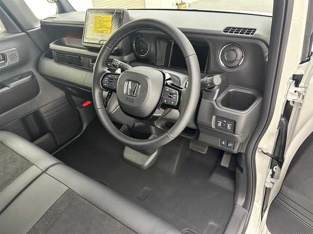 ホンダ Ｎ ＢＯＸ カスタム ターボ 兵庫県 2025(令7)年 0.1千km プラチナホワイトパール 届出済未使用車/純正メモリーナビ（BT/USB/ フルセグTV）/バックカメラ/純正15インチアルミホイール/LEDヘッドランプ/両側パワースライドドア/ハーフレザーシート/スマートキー2本/プッシュスタート/ACC/LKA/DCS/オートハイビーム/ヘッドライトレベライザー/シートヒーター