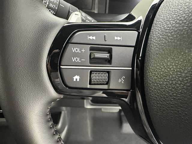 ホンダ Ｎ ＢＯＸ カスタム ターボ 兵庫県 2025(令7)年 0.1千km プラチナホワイトパール 届出済未使用車/純正メモリーナビ（BT/USB/ フルセグTV）/バックカメラ/純正15インチアルミホイール/LEDヘッドランプ/両側パワースライドドア/ハーフレザーシート/スマートキー2本/プッシュスタート/ACC/LKA/DCS/オートハイビーム/ヘッドライトレベライザー/シートヒーター