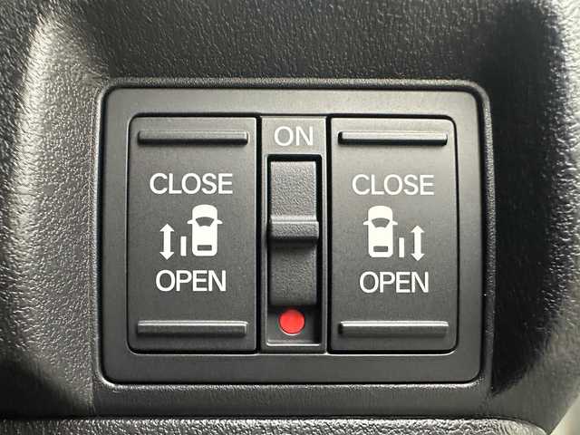 ホンダ Ｎ ＢＯＸ カスタム ターボ 兵庫県 2025(令7)年 0.1千km プラチナホワイトパール 届出済未使用車/純正メモリーナビ（BT/USB/ フルセグTV）/バックカメラ/純正15インチアルミホイール/LEDヘッドランプ/両側パワースライドドア/ハーフレザーシート/スマートキー2本/プッシュスタート/ACC/LKA/DCS/オートハイビーム/ヘッドライトレベライザー/シートヒーター