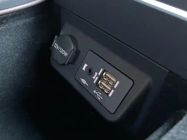 レクサス ＬＳ 500h バージョンL 静岡県 2019(令1)年 7.2万km マンガンラスター Toyota Safety Sense/純正ナビ/　AM FM CD DVD Bluetooth USB AUX/フルセグTV/ビルトインETC2.0/LEDオートヘッドランプ/全席シートヒーター＆シートベンチレーション/レーダークルーズコントロール/デジタルインナーミラー/パワートランクリッド/純正20インチアルミホイール/ヘッドアップディスプレイ/電動リアサンシェード/スマートキー2本＆カードキー1枚/アラウンドビューモニター/ドライブレコーダー/ブラウンレザーシート/全席パワーシート