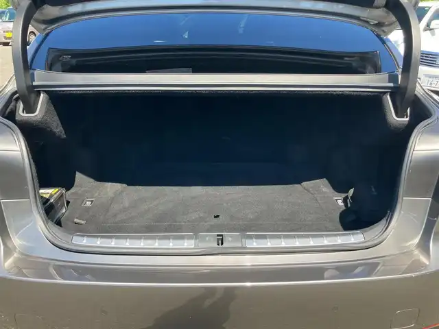 レクサス ＬＳ 500h バージョンL 静岡県 2019(令1)年 7.2万km マンガンラスター Toyota Safety Sense/純正ナビ/　AM FM CD DVD Bluetooth USB AUX/フルセグTV/ビルトインETC2.0/LEDオートヘッドランプ/全席シートヒーター＆シートベンチレーション/レーダークルーズコントロール/デジタルインナーミラー/パワートランクリッド/純正20インチアルミホイール/ヘッドアップディスプレイ/電動リアサンシェード/スマートキー2本＆カードキー1枚/アラウンドビューモニター/ドライブレコーダー/ブラウンレザーシート/全席パワーシート