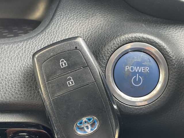 トヨタ ヤリス ハイブリッド Z 愛知県 2020(令2)年 4.5万km アイスピンクメタリック トヨタセーフティーセンス/純正8インチディスプレイオーディオナビ（無し）/レーダークルーズコントロール/シートヒーター/バックカメラ/コーナーセンサー/LEDヘッドライト/オートマチックハイビーム/ドライブレコーダー/ETC/衝突被害軽減ブレーキ/Bluetooth/ステアリングスイッチ/スマートキー/プッシュスタート