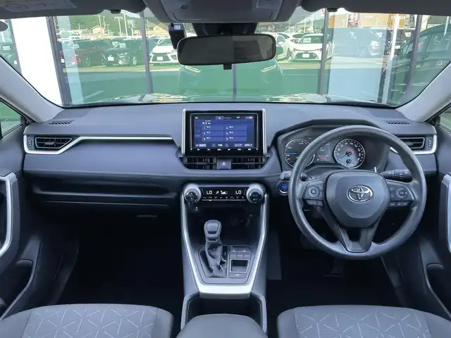 トヨタ ＲＡＶ４ ハイブリットX 香川県 2022(令4)年 3.7万km アティチュードブラックマイカ 純正9インチメモリーナビ/→AM/FM/CD/DVD/Bluetooth/フルセグTV/レーダークルーズコントロール/レーンキープアシスト/ビルトインETC/バックカメラ/ドライブレコーダー/衝突軽減ブレーキ/オートハイビーム/LEDヘッドライト/ブラインドスポットモニター/純正オプション18インチアルミホイール/ステアリングスイッチ/スマートキー/スペアキー×1/禁煙車