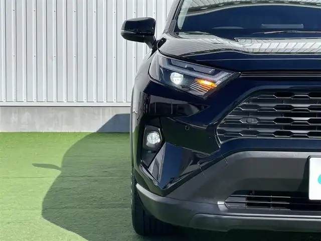 トヨタ ＲＡＶ４ ハイブリットX 香川県 2022(令4)年 3.7万km アティチュードブラックマイカ 純正9インチメモリーナビ/→AM/FM/CD/DVD/Bluetooth/フルセグTV/レーダークルーズコントロール/レーンキープアシスト/ビルトインETC/バックカメラ/ドライブレコーダー/衝突軽減ブレーキ/オートハイビーム/LEDヘッドライト/ブラインドスポットモニター/純正オプション18インチアルミホイール/ステアリングスイッチ/スマートキー/スペアキー×1/禁煙車