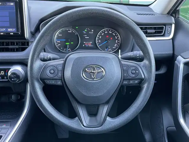 トヨタ ＲＡＶ４ ハイブリットX 香川県 2022(令4)年 3.7万km アティチュードブラックマイカ 純正9インチメモリーナビ/→AM/FM/CD/DVD/Bluetooth/フルセグTV/レーダークルーズコントロール/レーンキープアシスト/ビルトインETC/バックカメラ/ドライブレコーダー/衝突軽減ブレーキ/オートハイビーム/LEDヘッドライト/ブラインドスポットモニター/純正オプション18インチアルミホイール/ステアリングスイッチ/スマートキー/スペアキー×1/禁煙車