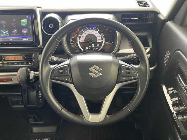 スズキ スペーシア カスタム HYBRID XS 沖縄県 2021(令3)年 5.2万km ピュアホワイトP 純正８インチナビ/（Ｂｌｕｅｔｏｏｔｈ　フルセグTV　ＣＤ　ＤＶＤ）/全方位モニター/ドライブレコーダー/クルーズコントロール/両側パワースライドドア/コーナーセンサー/衝突軽減ブレーキ/ヘッドアップディスプレイ/革巻きステアリング/シートヒーター/ハーフレザーシート/純正15インチアルミホイール/LEDヘッドライト/オートライト/ドアバイザー