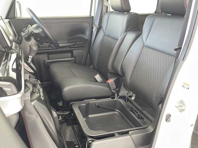 スズキ スペーシア カスタム HYBRID XS 沖縄県 2021(令3)年 5.2万km ピュアホワイトP 純正８インチナビ/（Ｂｌｕｅｔｏｏｔｈ　フルセグTV　ＣＤ　ＤＶＤ）/全方位モニター/ドライブレコーダー/クルーズコントロール/両側パワースライドドア/コーナーセンサー/衝突軽減ブレーキ/ヘッドアップディスプレイ/革巻きステアリング/シートヒーター/ハーフレザーシート/純正15インチアルミホイール/LEDヘッドライト/オートライト/ドアバイザー