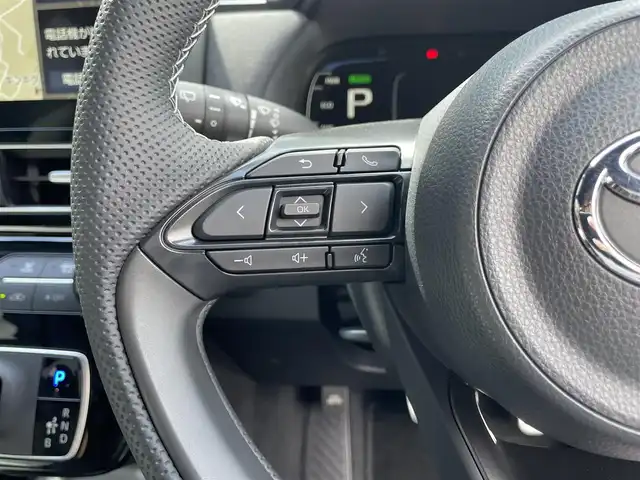 トヨタ アクア GRスポーツ 滋賀県 2024(令6)年 0.1千km パールⅡ 純正ナビ/Bluetooth/USB/Miracast/パノラミックビューモニター/セーフティセンス/・プリクラッシュセーフティ/・レーントレーシングアシスト/・レーダークルーズコントロール/・オートマチックハイビーム/・ロードサインアシスト/パーキングサポートブレーキ/ハーフレザーシート/コンフォートパッケージ/・イージリターン機能/・シートヒーター /・シートバックポケット/・ステアリングヒーター/LEDヘッドライト/オートライト/ETC/前後ドライブレコーダー/プッシュスタート /スマートキー