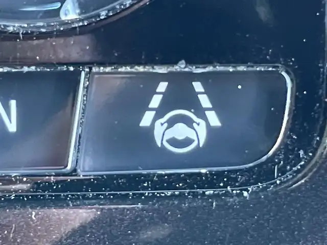 ホンダ Ｎ ＢＯＸ G L ターボ ホンダセンシング 岐阜県 2018(平30)年 3万km クリスタルブラックパール 禁煙車/社外SDナビ/AM/FM/CD/BT/フルセグTV/バックカメラ/衝突軽減ブレーキ/LKA/両側パワースライドドア/レーダークルーズコントロール /ビルトインETC/ハーフレザーシート /スマートキー/プッシュスタート /360°ドライブレコーダー/純正アルミホイール/純正ドアバイザー/純正フロアマット/オートライト/LEDヘッドライト/フォグランプ