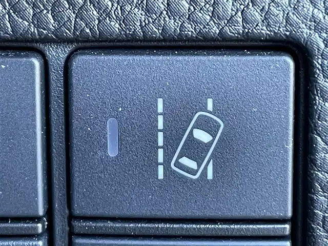 ホンダ Ｎ ＢＯＸ G L ターボ ホンダセンシング 岐阜県 2018(平30)年 3万km クリスタルブラックパール 禁煙車/社外SDナビ/AM/FM/CD/BT/フルセグTV/バックカメラ/衝突軽減ブレーキ/LKA/両側パワースライドドア/レーダークルーズコントロール /ビルトインETC/ハーフレザーシート /スマートキー/プッシュスタート /360°ドライブレコーダー/純正アルミホイール/純正ドアバイザー/純正フロアマット/オートライト/LEDヘッドライト/フォグランプ