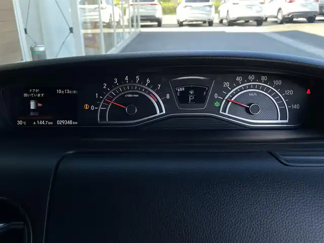 ホンダ Ｎ ＢＯＸ G L ターボ ホンダセンシング 岐阜県 2018(平30)年 3万km クリスタルブラックパール 禁煙車/社外SDナビ/AM/FM/CD/BT/フルセグTV/バックカメラ/衝突軽減ブレーキ/LKA/両側パワースライドドア/レーダークルーズコントロール /ビルトインETC/ハーフレザーシート /スマートキー/プッシュスタート /360°ドライブレコーダー/純正アルミホイール/純正ドアバイザー/純正フロアマット/オートライト/LEDヘッドライト/フォグランプ