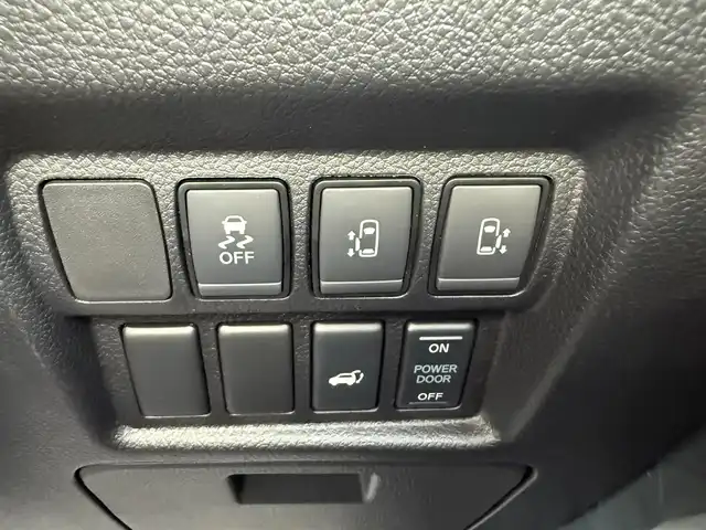 日産 エルグランド 250ハイウェイスターS 兵庫県 2025(令7)年 0.1千km パール 登録済み未使用車/純正アルミホイール/LEDヘッドライト/オートライト/コーナーセンサー/エマージェンシーブレーキ/ステアリングリモコン/プロパイロット/アラウンドビューモニタ-/BSM/レーダークルコン/レーンキープ/オートハイビーム/両側パワースライドドア/パワーバックドア/ハーフレザーシート/Ｗエアコン