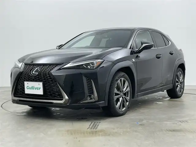 レクサス ＵＸ 200 Fスポーツ 岡山県 2018(平30)年 6万km グラファイトブラックガラスフレーク サンルーフ/純正ナビ/地デジ/Bluetooth/CD/DVD/SD/パノラミックビューモニター/BSM/HUD/黒革シート/シートヒーター /ベンチレーション /ステアリングヒーター/パワーシート/ドラレコ /ビルトインETC2.0/三眼LEDライト/衝突軽減ブレーキ/レーダークルーズコントロール/プッシュスタート /新車保証書/取扱説明書/スペアキー×１/カードキー×１