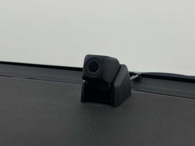 トヨタ ハリアー プレミアム 埼玉県 2019(令1)年 5.3万km ホワイトパールクリスタルシャイン 純正ナビ　/バックカメラ　/クルーズコントロール　/レーンキープアシスト　/衝突軽減ブレーキ　/コーナーセンサー　/パワーバックドア　/先行車発進お知らせ機能　/ＥＴＣ　/前後ドライブレコーダー　/社外アルミスタットレスタイヤ積込/フロアマット/アイドリングストップ/フォグランプ/LEDヘッドライト/ドアバイザー