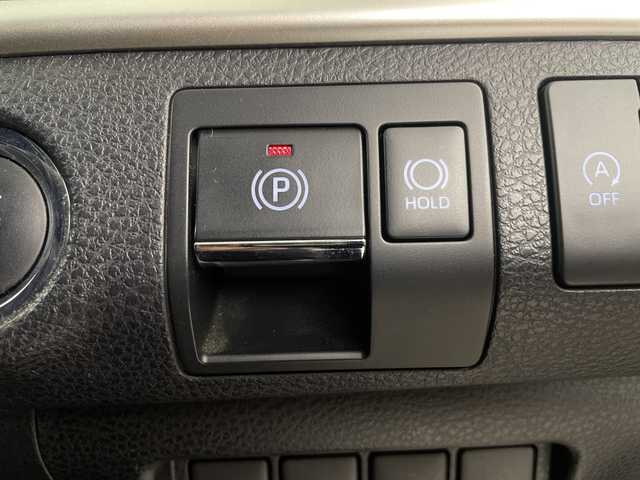 トヨタ ハリアー プレミアム 埼玉県 2019(令1)年 5.3万km ホワイトパールクリスタルシャイン 純正ナビ　/バックカメラ　/クルーズコントロール　/レーンキープアシスト　/衝突軽減ブレーキ　/コーナーセンサー　/パワーバックドア　/先行車発進お知らせ機能　/ＥＴＣ　/前後ドライブレコーダー　/社外アルミスタットレスタイヤ積込/フロアマット/アイドリングストップ/フォグランプ/LEDヘッドライト/ドアバイザー