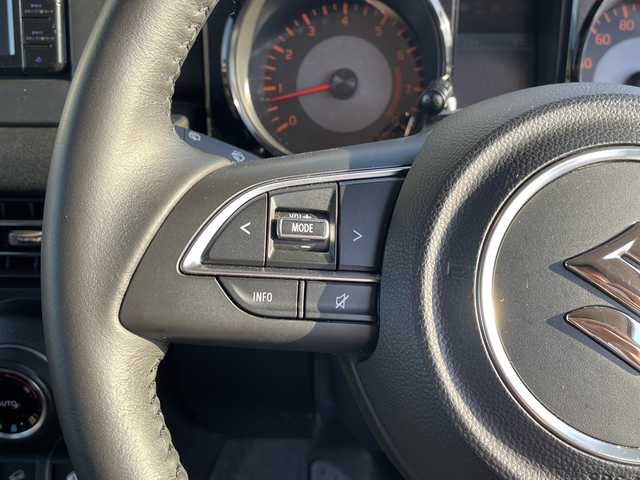 スズキ ジムニー シエラ JC 道央・札幌 2024(令6)年 3.6万km ピュアホワイトP ・４WD/・衝突被害軽減システム/・Bluetooth/・メモリナビ/・バックカメラ/・ETC/・クルーズコントロール/・ドライブレコーダー/・前席シートヒーター/・パーキングアシスト/・背面タイヤ/・レーンキープアシスト/・LEDヘッドライト/・ヘッドライトウォッシャー/・ダウンヒルアシストコントロール