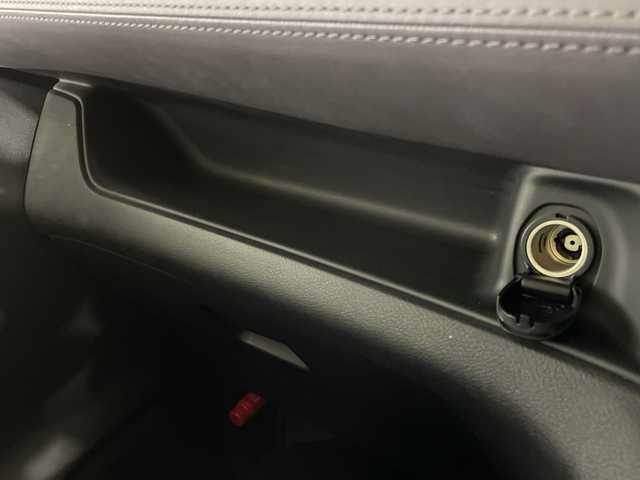 日産 セレナ e－パワー ハイウェイスター V 福岡県 2021(令3)年 5.7万km ダイヤモンドブラック 純正SDナビ(フルセグTV/DVD/CD/BT)アラウンドビューモニタープロパイロット両側パワスラエマージェンシーブレーキコーナーセンサーBSMデジタルインナーミラーLEDヘッドライトオートブレーキホールドスマートキー後席モニター