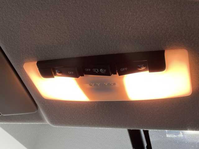 日産 セレナ e－パワー ハイウェイスター V 福岡県 2021(令3)年 5.7万km ダイヤモンドブラック 純正SDナビ(フルセグTV/DVD/CD/BT)アラウンドビューモニタープロパイロット両側パワスラエマージェンシーブレーキコーナーセンサーBSMデジタルインナーミラーLEDヘッドライトオートブレーキホールドスマートキー後席モニター